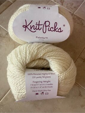 Knit Picks Palette Fingering Weight Yarn - Cream